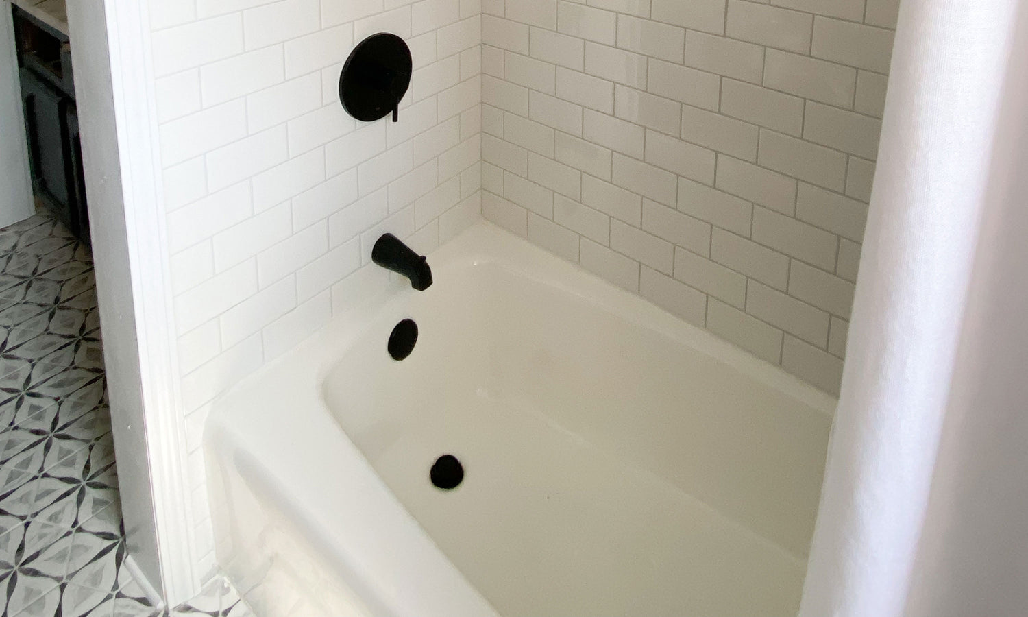 Excellent Reasons You Should Refinish Your Bathtub